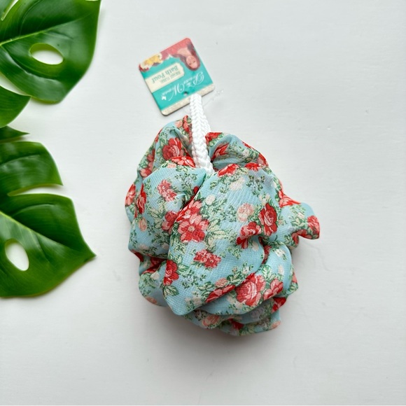 The Pioneer Woman Vintage Floral Hair Brush & Bath Pouf NEW - Picture 7 of 7